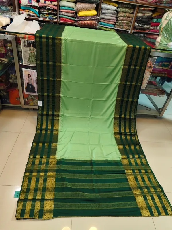 Green_Traditional_Saree_For_Women