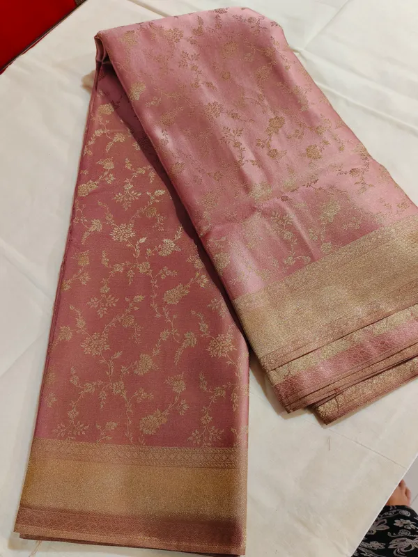 Brown_Woven_Floral_Saree_for_Women