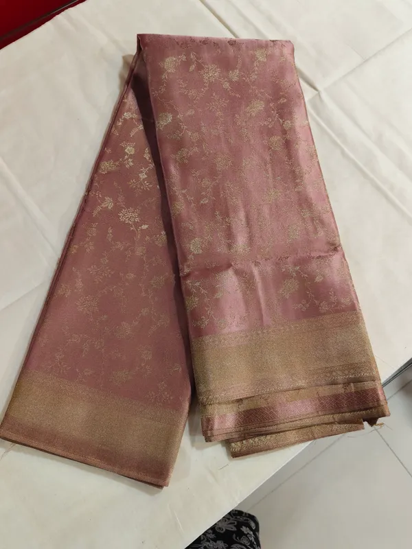 Brown_Woven_Floral_Saree_for_Women