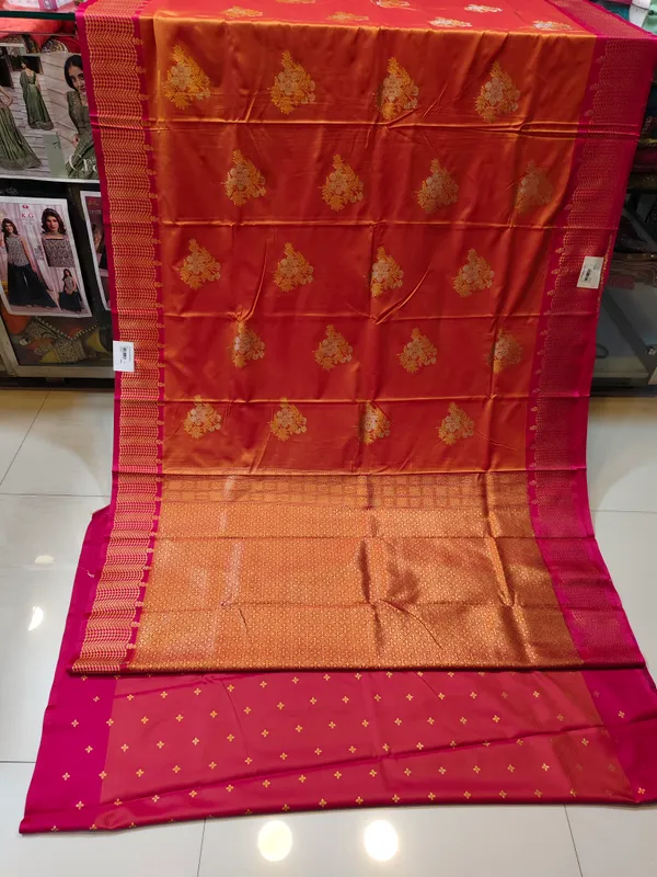 Red_Silk_Zari_Woven_Saree_for_Women