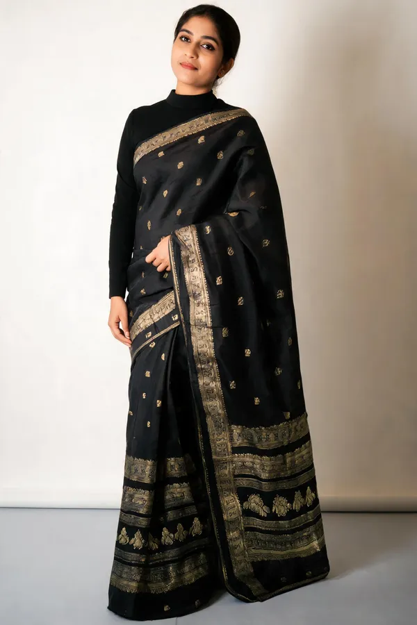 Black_Woven_Traditional_Saree_For_Women