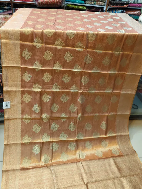 Peach_Gold_Traditional_Woven_Saree_with_Gold_Zari_Butta_and_Brocade_Border