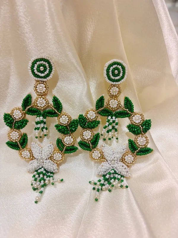 Handmade_Beaded_Earings_Green