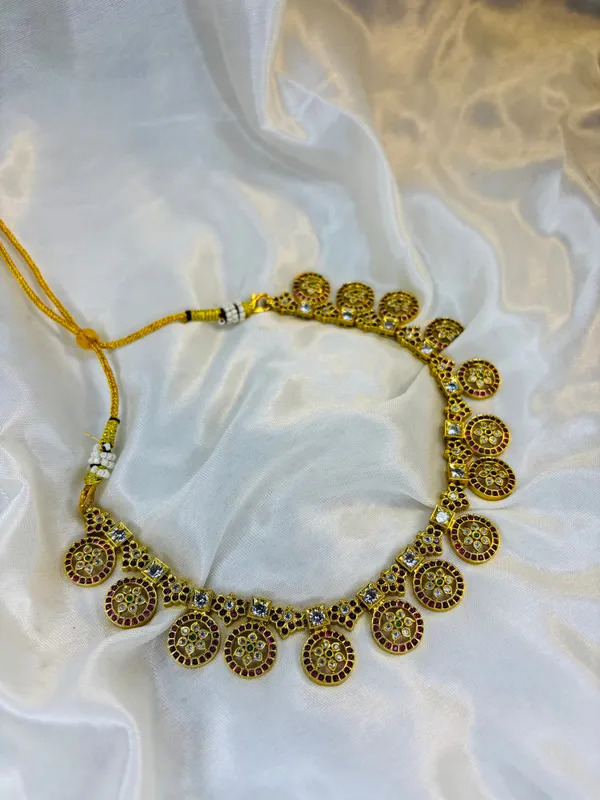 Elegant_Gold_Toned_Traditional_Short_Necklace_Set_With_Matching_Earrings_Default_Title
