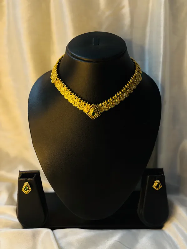 Traditional_Gold_Necklace_Default_Title