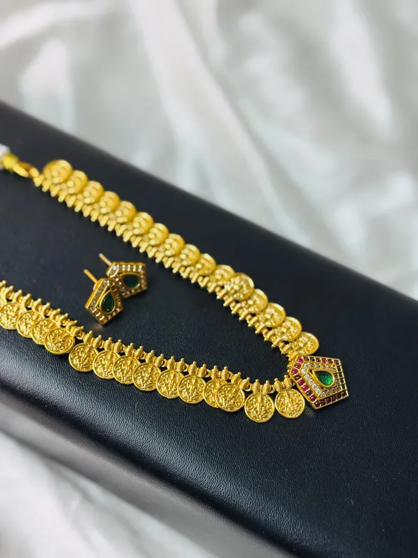 Traditional_Gold_Necklace_Default_Title