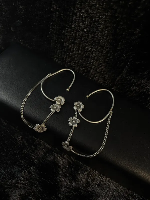 Silver_Earcuff_Default_Title