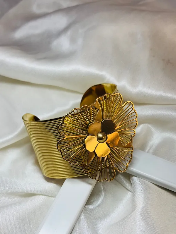 Anti_Tarnish_Gold_Floral_Statement_Cuff_Bangle_Stainless_Steel_Default_Title