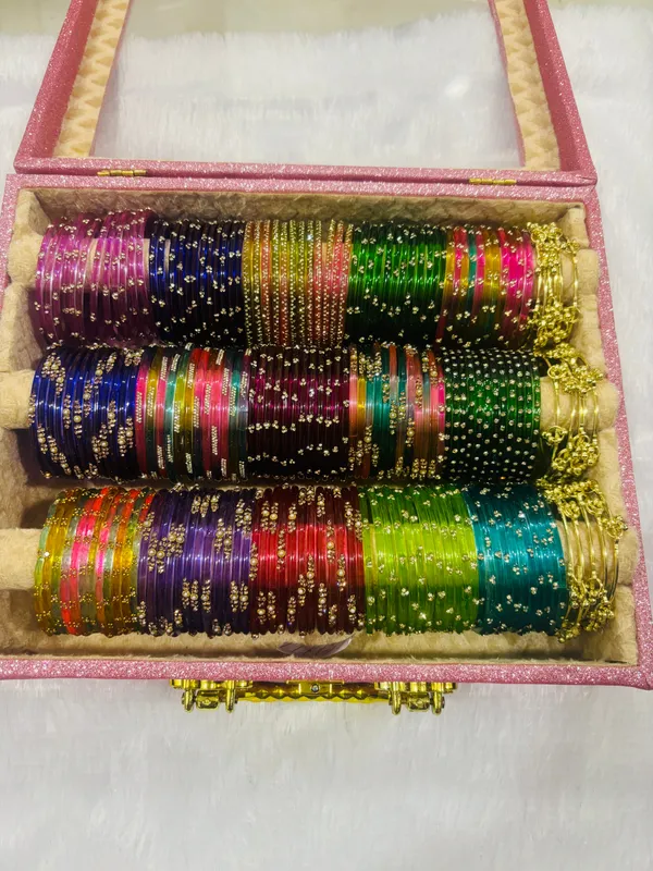 Multicolor_Glass_Bangle_Set_In_Pink_Glitter_Bangle_Box_Multicolor