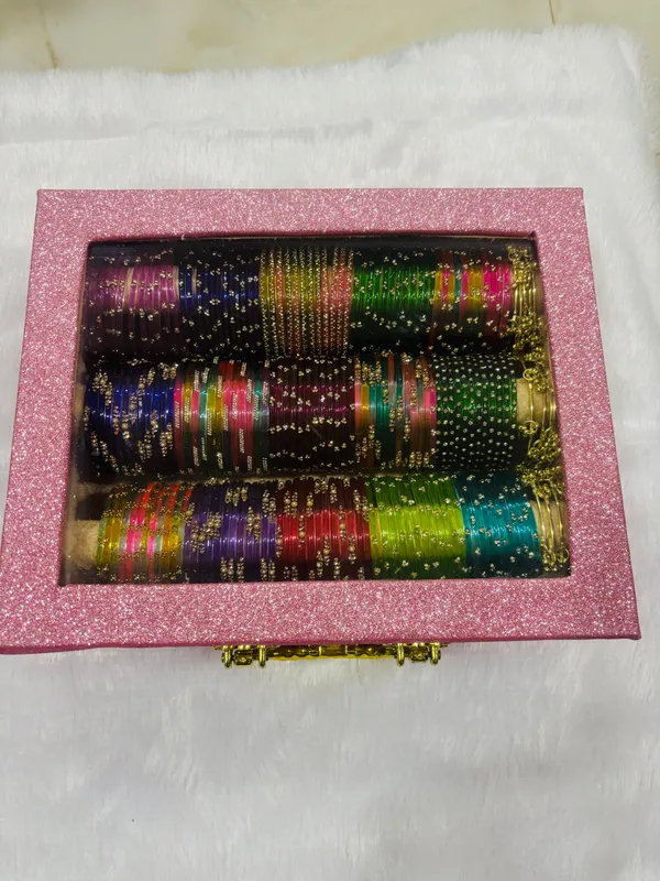 Multicolor_Glass_Bangle_Set_In_Pink_Glitter_Bangle_Box_Multicolor