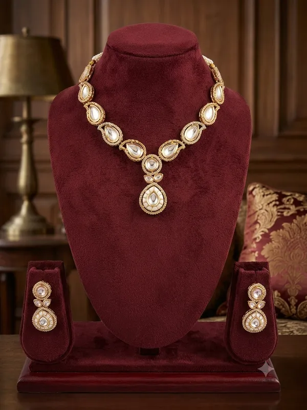 Eva_Set_For_The_Red_White_Pink_Pendant_Version_Green