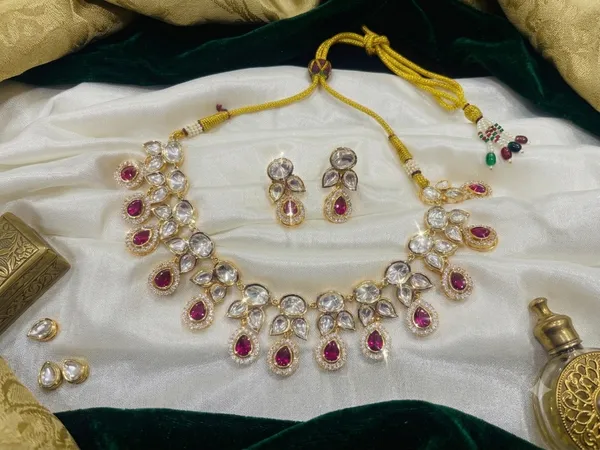 Aeva_Pear_Drop_Polki_Choker_Necklace_Earrings_Set_Dark_Pink