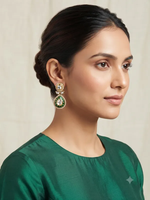 Panna_Pearl_Drop_Kundan_Earrings_Default_Title