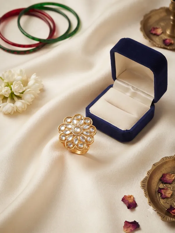Lyra_Emerald_Kundan_Floral_Adjustable_Ring_Dark_Pink
