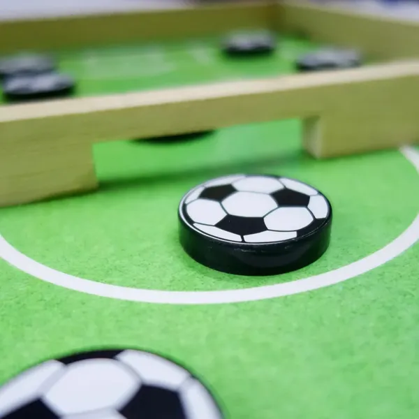 Wooden_Tabletop_Football_Board_Game