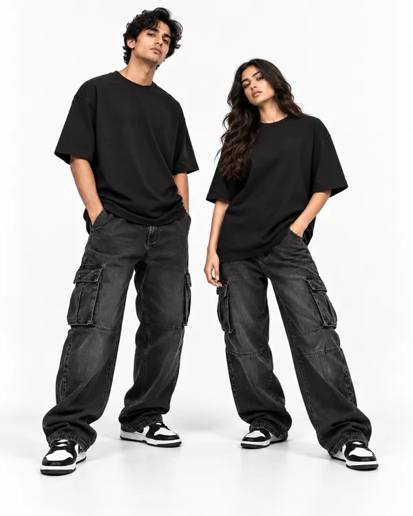 Black_Oversized_Graphic_T-Shirt_for_Unisex
