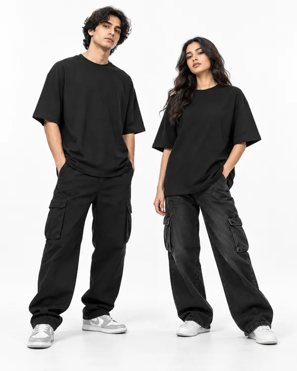 Black_Oversized_Graphic_T-Shirt_for_Men_And_Women