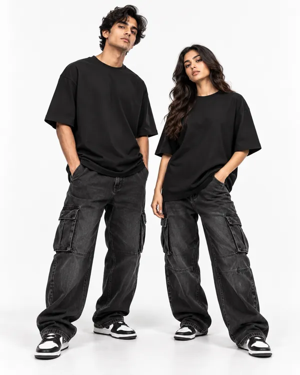 Black_Oversized_Graphic_T-Shirt_for_Men_And_Women