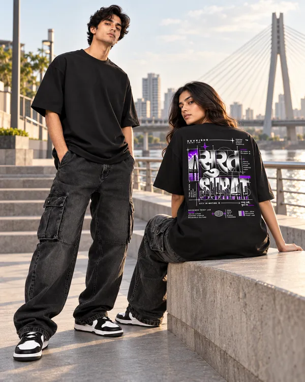 Black_Oversized_Graphic_T-Shirt_for_Unisex