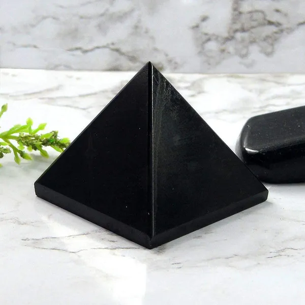 Stone_Energized_Tourmaline_Pyramid_Brazil_For_Healing_And_Reiki_Black_1_5_2_Inch