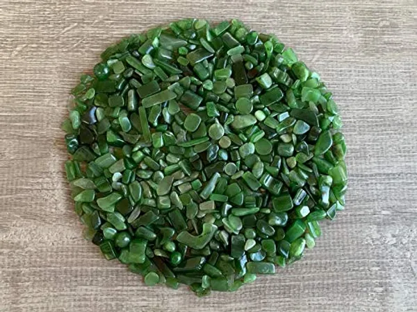 Natural_Green_Jade_Tumble_Chips_Natural_Green_Jade_1000Ct_Tumble_Chips_Quantity_1000Ct_Green_Jade_Chips