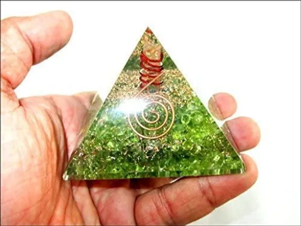 Peridot_Pyramid_Money_Attraction_Peridot_Pyramid_Orgonite_Pyramid_50Mm_To_55Mm_Size