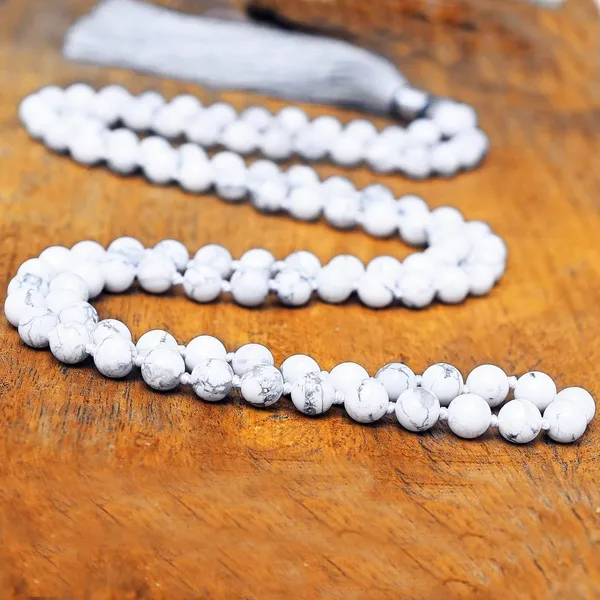 Certified_Howlite_Mala_8Mm_Beads_Size_Aaa_Quality_Howlite_Mala_108_1_109_Beads
