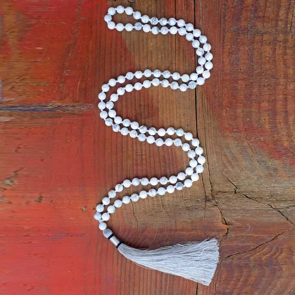 Certified_Howlite_Mala_8Mm_Beads_Size_Aaa_Quality_Howlite_Mala_108_1_109_Beads