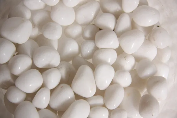 Vaastu_Pradiep_2Kg_White_Pebbles_For_Aquarium_Polished_Marble_Stone_Pebbles_For_Vase_Fillers_Outdoor_Indoor_Polished_White_Pebbles_Pebbles_For_Garden_Pots_Multi_Purpose_Pack