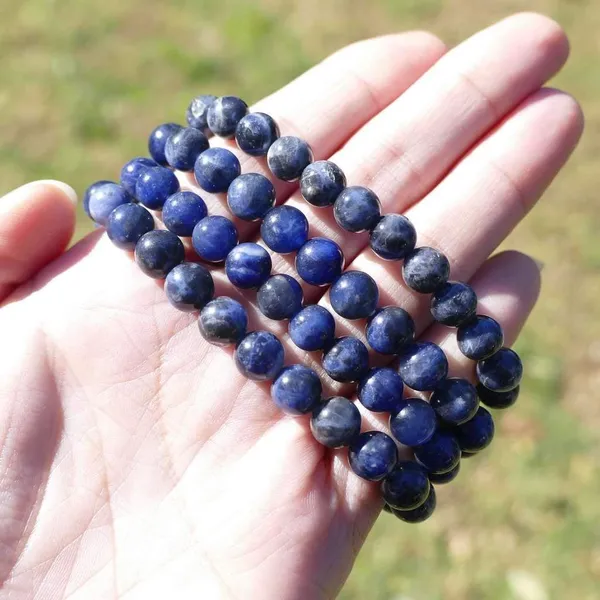 Unisex_Sodalite_Stone_Bracelet_With_8_Mm_Beads_Free_Size