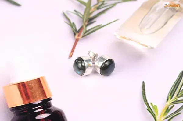 Natural_Labradorite_Stud_Earrings_In_Sterling_Silver_Unisex_Aaa_Quality_Labradorite_Stud_Earrings_Sterling_Silver