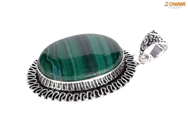 Natural_Malachite_Pendant_In_Sterling_Silver_Aaa_Quality_Natural_Malachite_Crystal_Pendant_In_925_Sterling_Silver