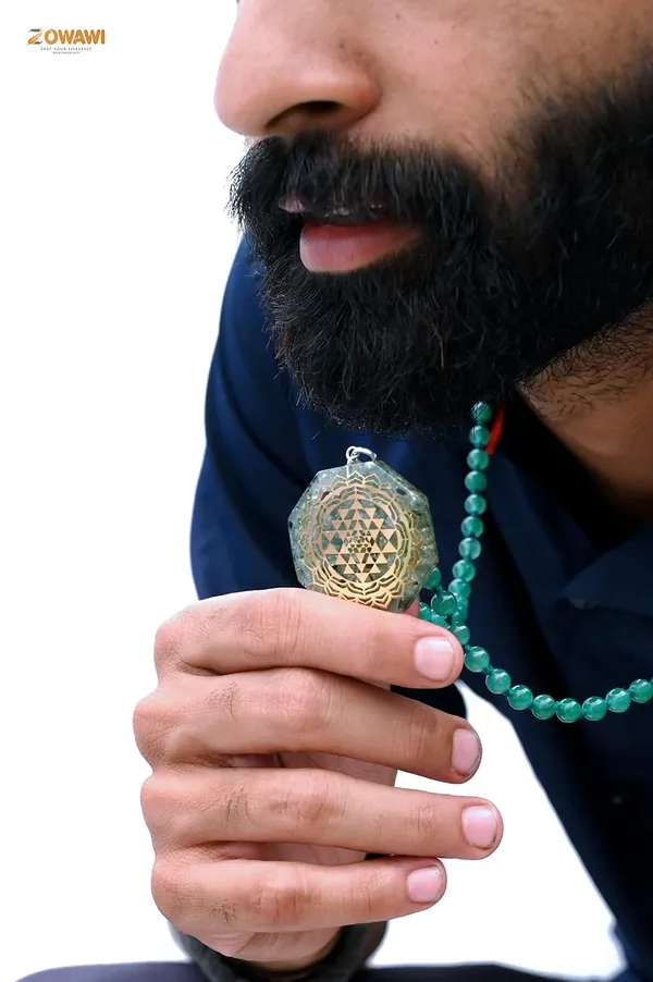 Natural_Green_Aventurine_Orgone_Pendant_With_Green_Aventurine_6Mm_Mala_Rosary_Unisex_Pendant_Rosary