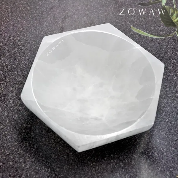 Energized_Selenite_Hexagon_Shape_Bowl_10Cm_4_Inch_Size
