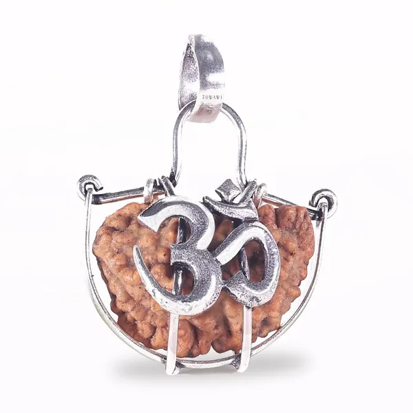 Rudraksha_Om_Mantra_Pendant_Necklace_For_Women_Spiritual_Jewelry