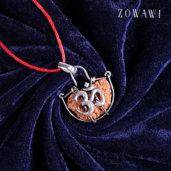 Rudraksha_Om_Mantra_Pendant_Necklace_For_Women_Spiritual_Jewelry