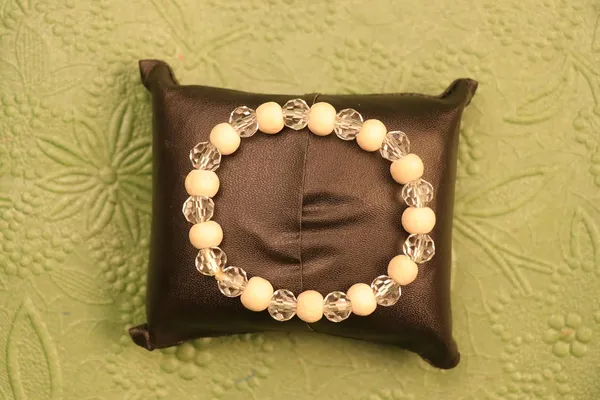 Natural_Wood_Crystal_Bracelet_Healing_Energy_Bracelet_For_Grounding_Positive_Vibes_Stress_Relief_Spiritual_Protection