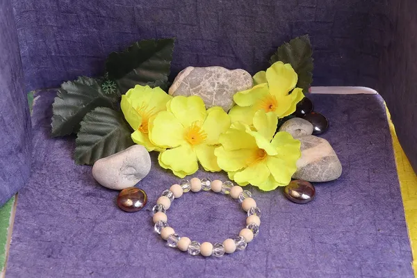Natural_Wood_Crystal_Bracelet_Healing_Energy_Bracelet_For_Grounding_Positive_Vibes_Stress_Relief_Spiritual_Protection