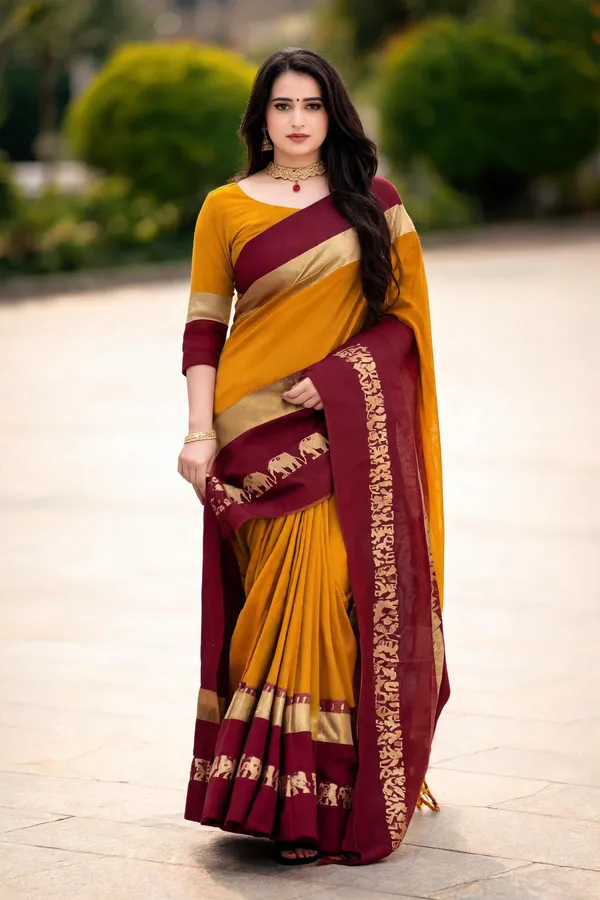 Mustard_Maroon_Cotton_Blend_Printed_Saree_For_Women