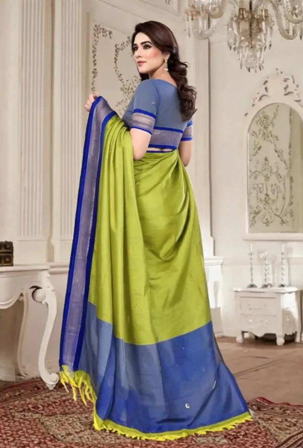 Green_Blue_Border_Cotton_Traditional_Saree_For_Women