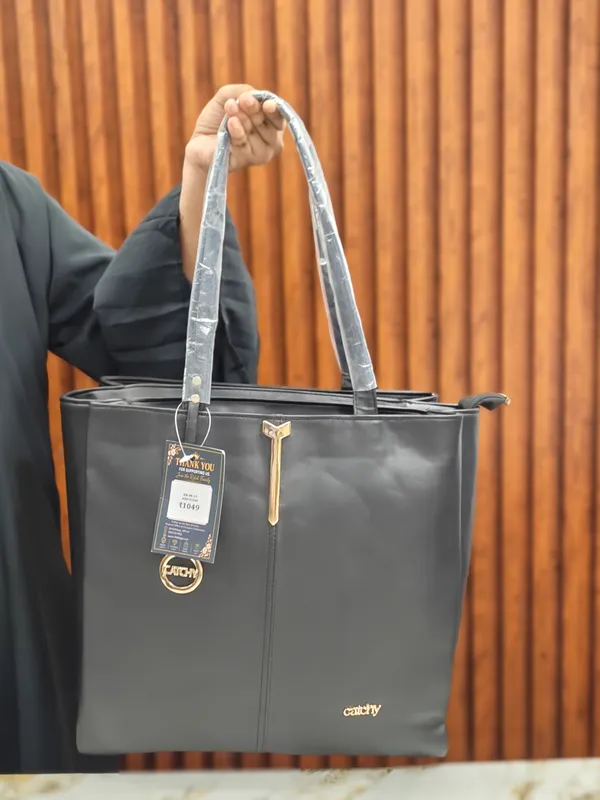 Black_Faux_Leather_Tote_Bag_for_Women