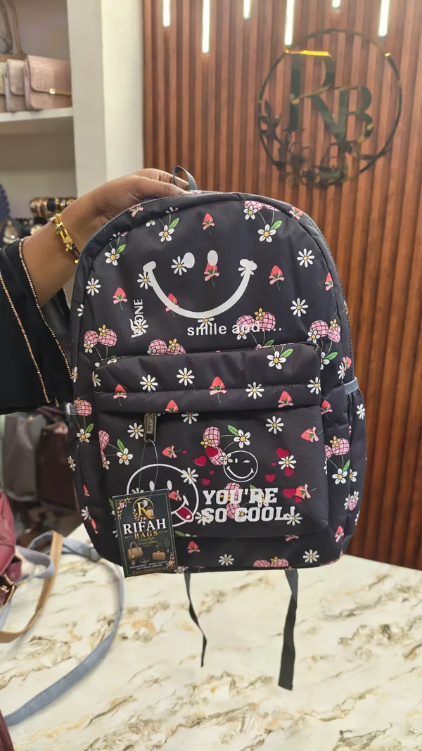 Black_Printed_Casual_Backpack_for_Unisex