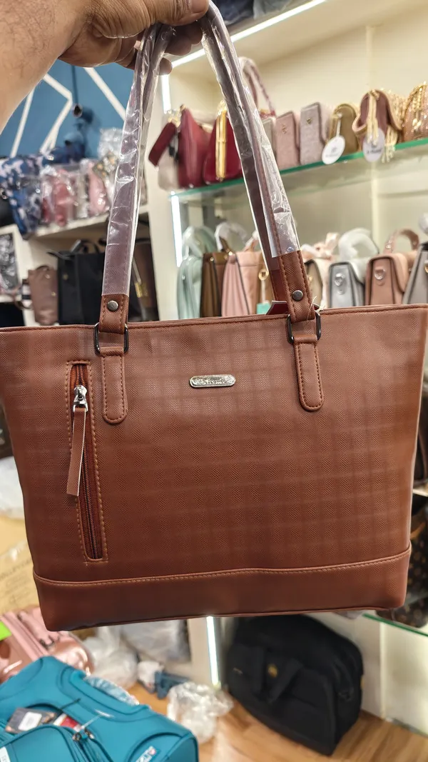 Brown_Faux_Leather_Tote_Handbag_for_Women