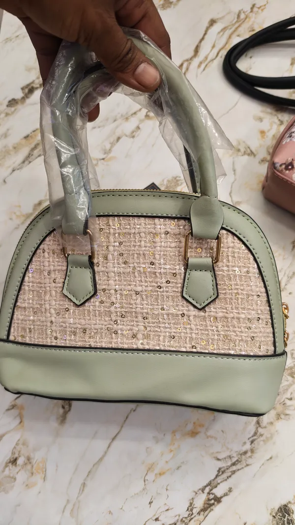 Green_Textured_Structured_Handbag_for_Women