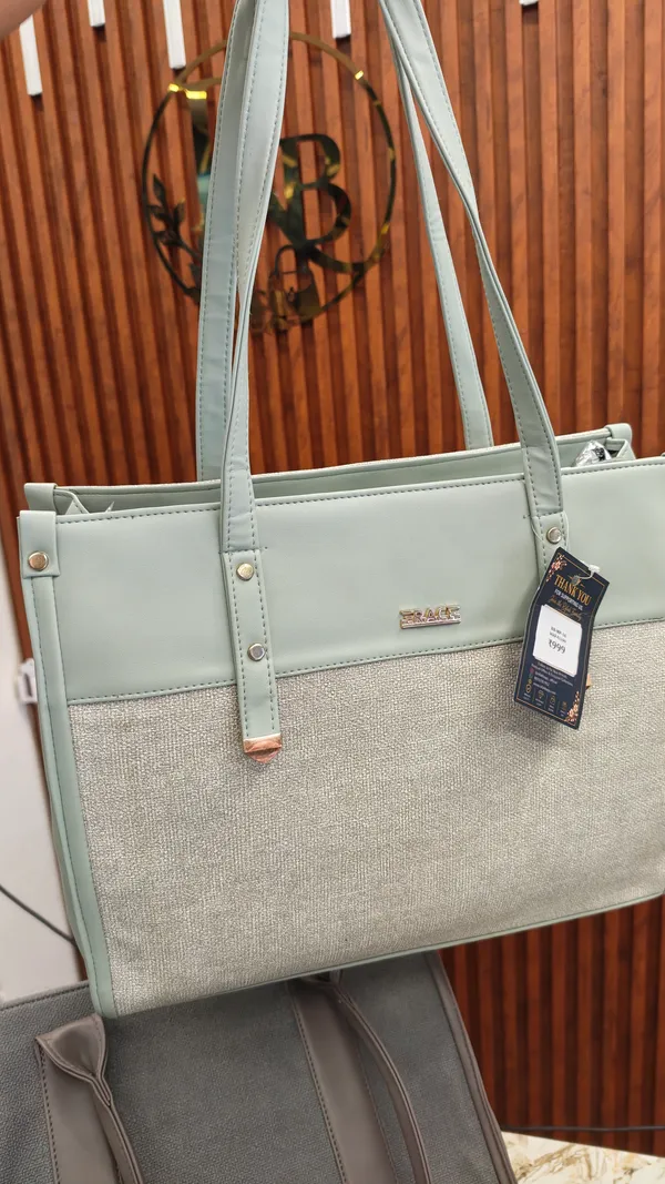 Mint_Green_Structured_Tote_Bag_for_Women