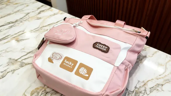 Pink_Fabric_Tote_Bag_for_Women