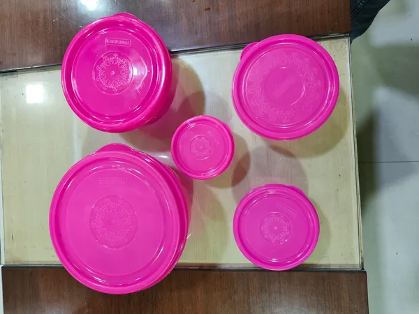 Transparent_And_Pink_Plastic_Food_Storage_Container_Set_For_Home_And_Kitchen_Pack_Of_8