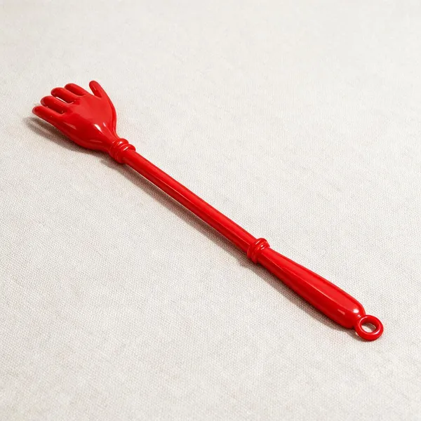 Red_Plastic_Back_Scratcher_For_Home_And_Kitchen_Pack_Of_4