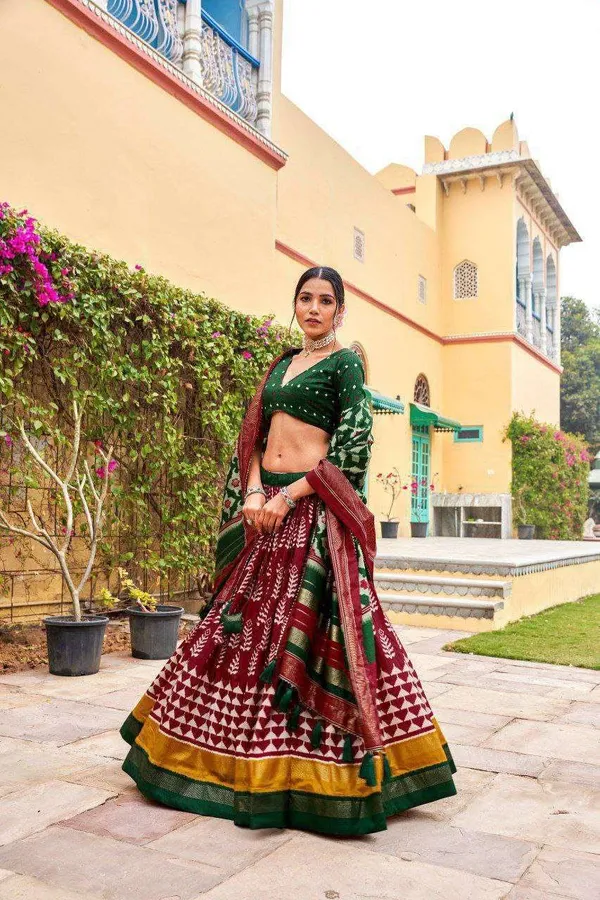 Dark_Green_Dola_Silk_Lehenga_Choli_With_Maroon_Blouse_Patola_Print_Foil_Work_Wedding_Festive_Wear