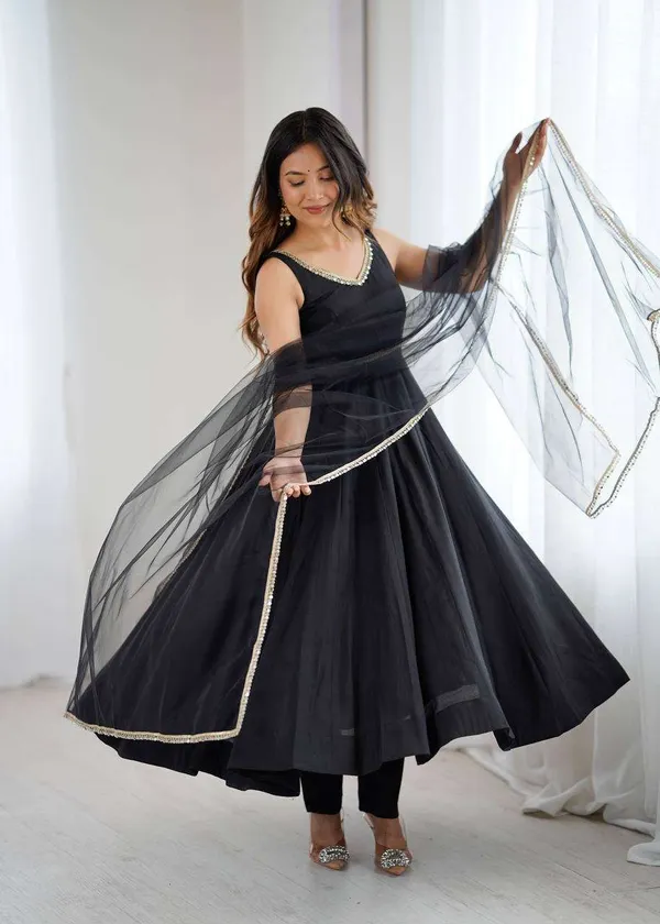 Womens_Pure_Romansilk_Chanderi_Anarkali_Kurti_With_Pant_Dupatta_Set